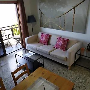 nuevo-apartamento-con-balcon-y-bellas-vistas.adeje-hotels.com/